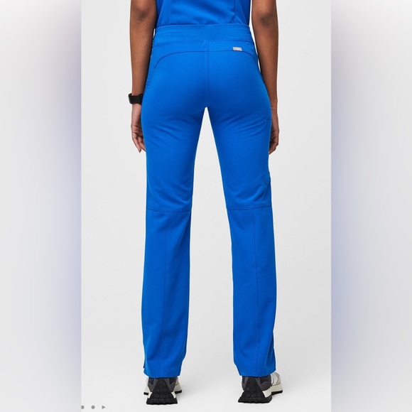 FIGS Kade Scrub Pants - Picture 3 of 8